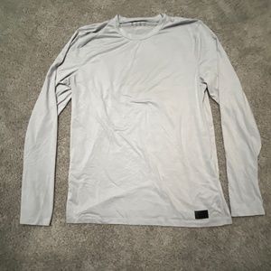 Abercrombie and Finch long sleeve t-shirt